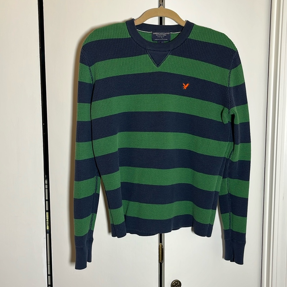 American Eagle men’s crewneck, green and navy blue stripes sweater